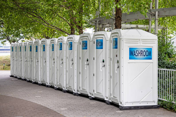 Best Portable toilet rental cost  in Oakland, IA